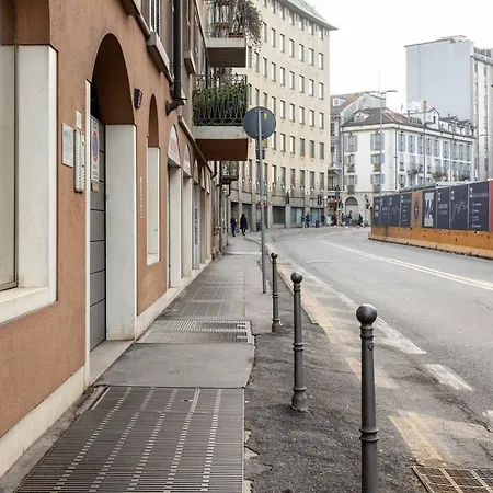 Modern&new flat in Duomo area-3